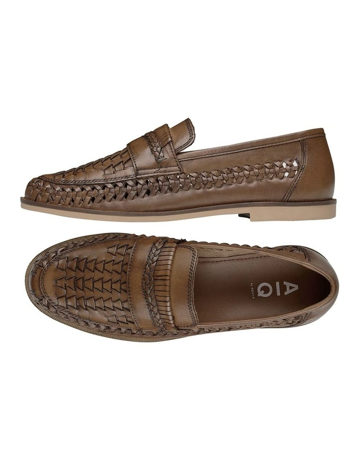 Trey Leather Slip On Shoes In Tan 2 Trey Leather Slip On Shoes In Tan - Image 2