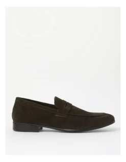 Austin Suede Loafer Loafer In Brown