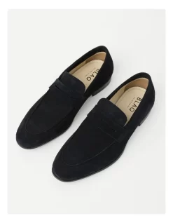 Austin Suede Loafer Loafer In Navy -Men Shoe Store 940221730 3 720x928