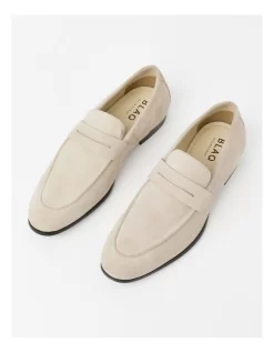 Austin Suede Loafer Loafer In Stone -Men Shoe Store 940221820 3 720x928