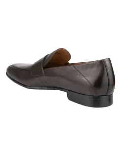 Florsheim Seville Slip On In Teak 6 Florsheim Seville Slip On In Teak -Men Shoe Store 979754590 3 720x928