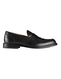Freeman Leather Loafers In Black